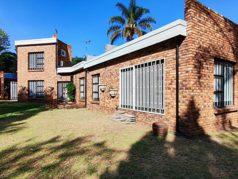 Prime property in Sunward Park - PRICE REDUCED - Photo 7