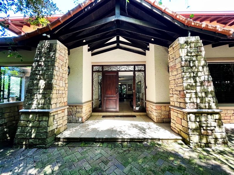 Nestled Within a Tranquil Forest Retreat in Zimbali - Photo 5