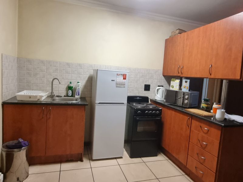 Real Bargain of the New Year! - Photo 3