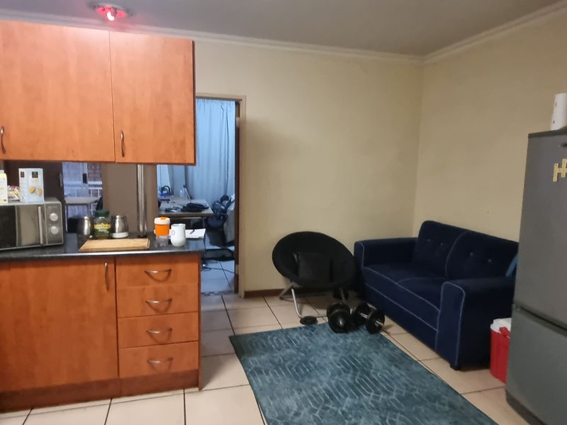 Real Bargain of the New Year! - Photo 2