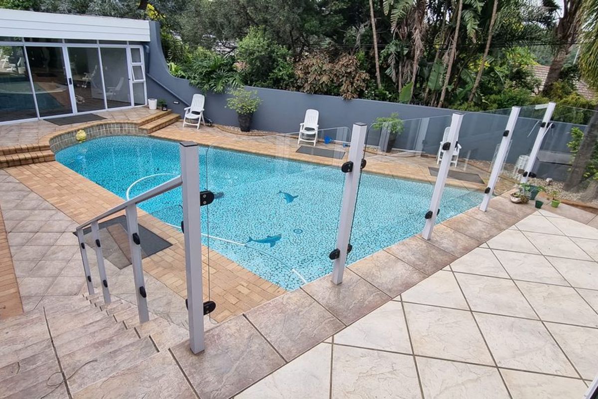 Harcourts Mercantile is thrilled to present your dream home in Nahoon Valley! - Photo 2