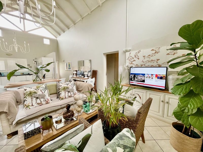 Tranquil Abode - Photo 3