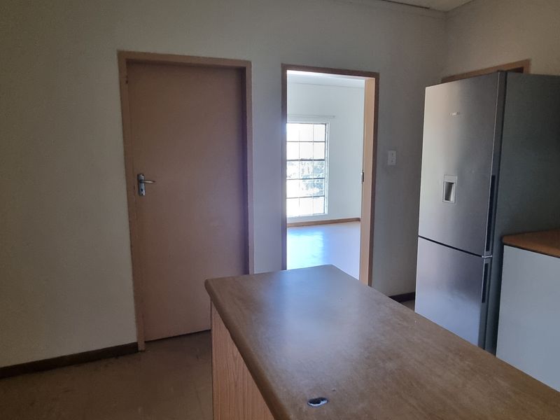 Reduced by Thousands! - Photo 8