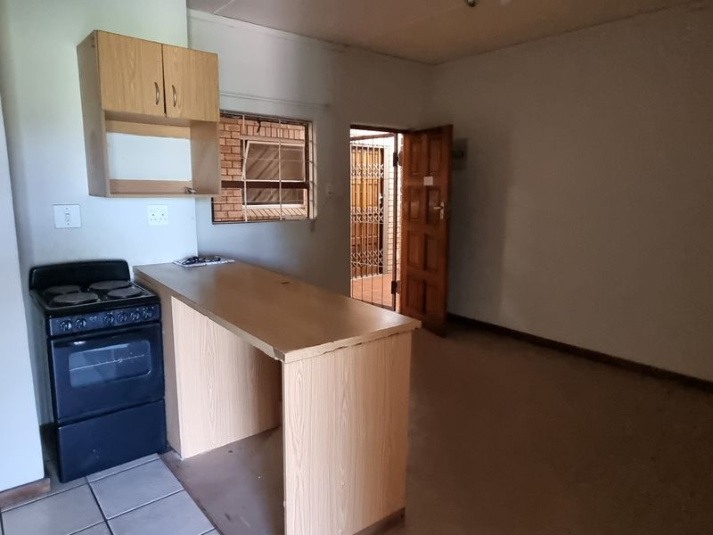 Reduced by Thousands! - Photo 6