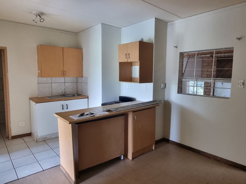 Reduced by Thousands! - Photo 2