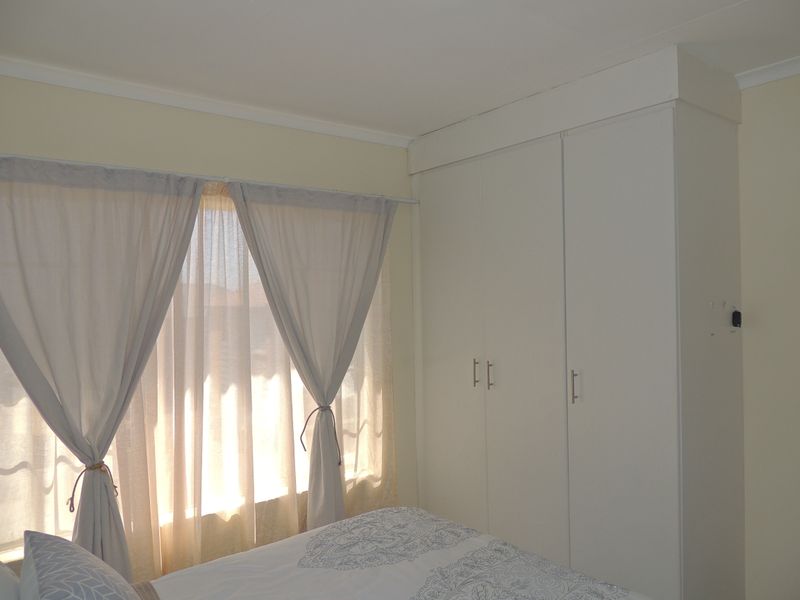 Facebrick Complex - Secure Unit with Private Balcony - Photo 6