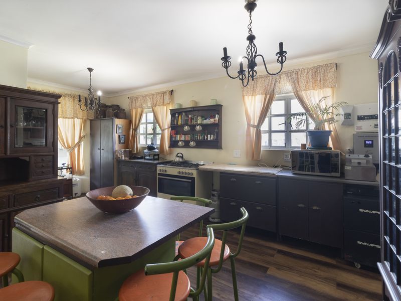 Perfect Family Living Just Steps from Port Alfred High School - Photo 7