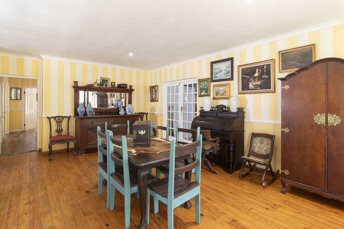 Perfect Family Living Just Steps from Port Alfred High School - Photo 3