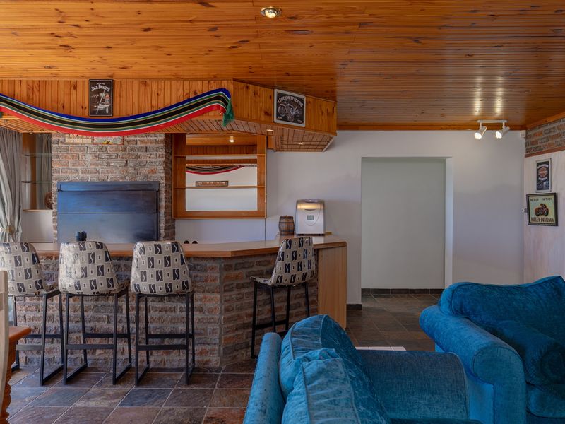 Panoramic Ocean Views in Suiderstrand - Photo 10