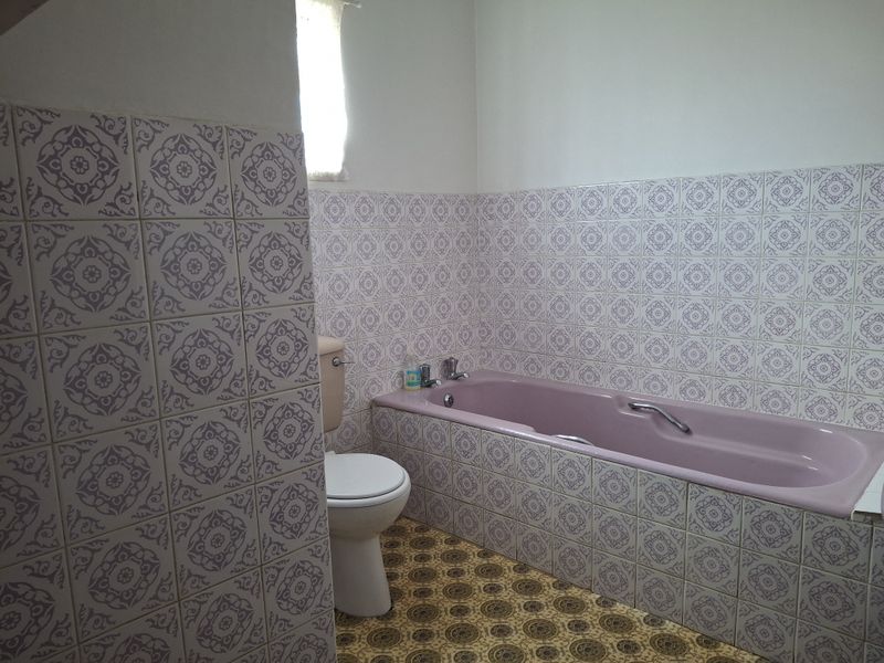 4 Bedroom Home For Sale - Photo 10