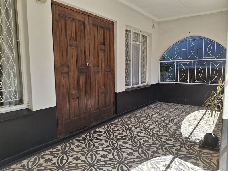 4 Bedroom Home For Sale - Photo 3