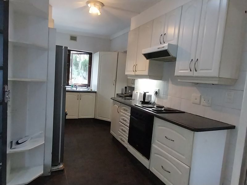 2 bed House for Rent in Margate - Photo 3