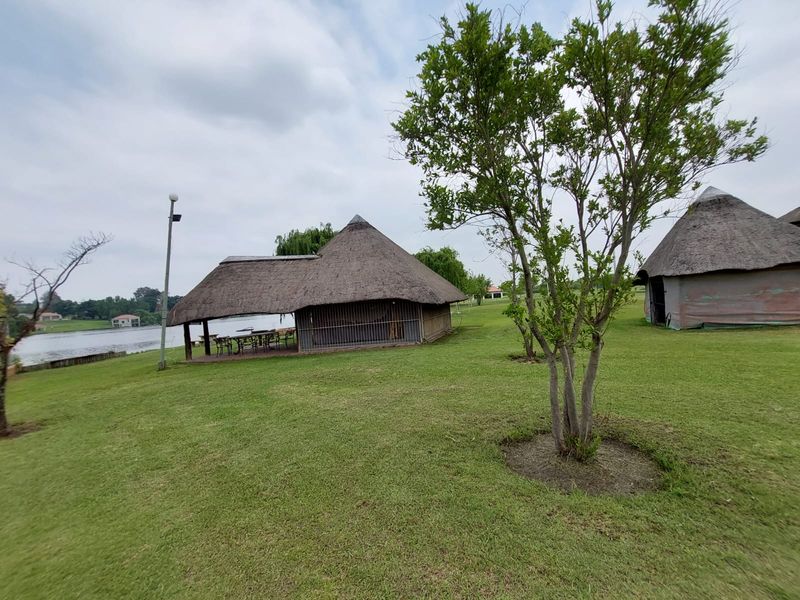 Riverside Paradise: Luxury Estate for sale - Photo 8