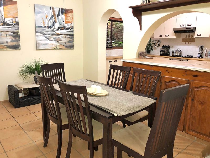 2-Bedroom Townhouse with Full Flatlet, Centrally located - Photo 3