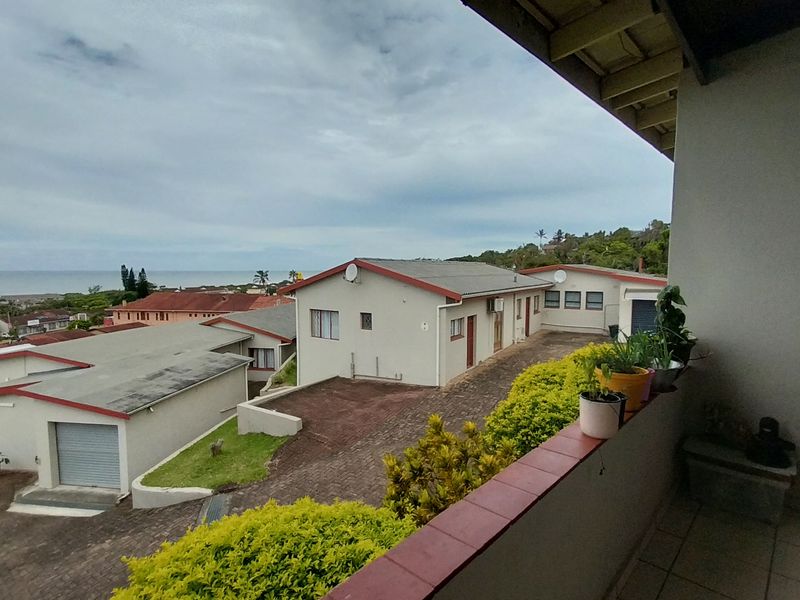 Charming 2-Bedroom Sea View Villa for Sale in Shelly Beach - Photo 6