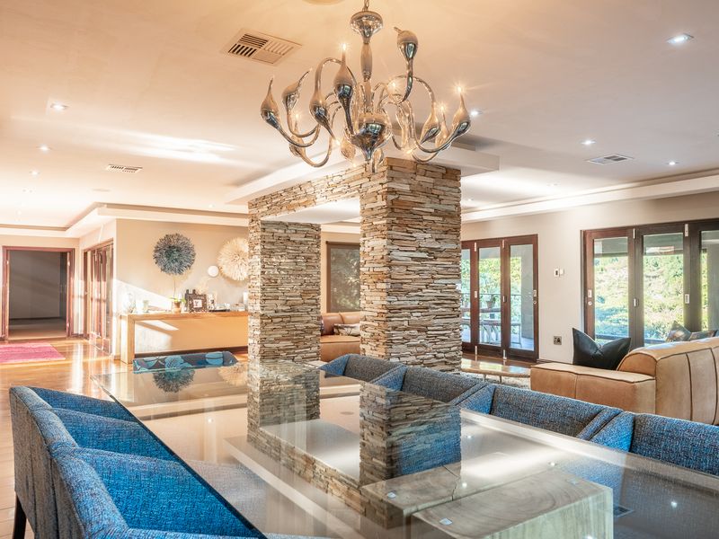 Spectacular Triple Story Home | Wedding Venue | Guest Accommodation - All in one! - Photo 3