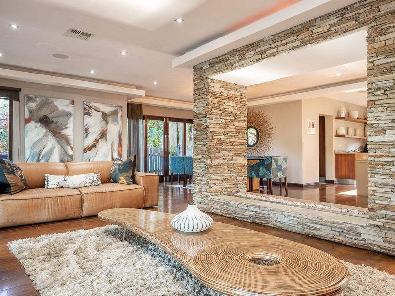 Spectacular Triple Story Home | Wedding Venue | Guest Accommodation - All in one! - Photo 10