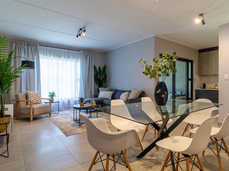 Price Includes transfer duty and costs! - Photo 2