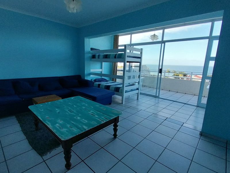 Modern 1-Bedroom Sea-Facing Apartment Uvongo Square - Photo 6