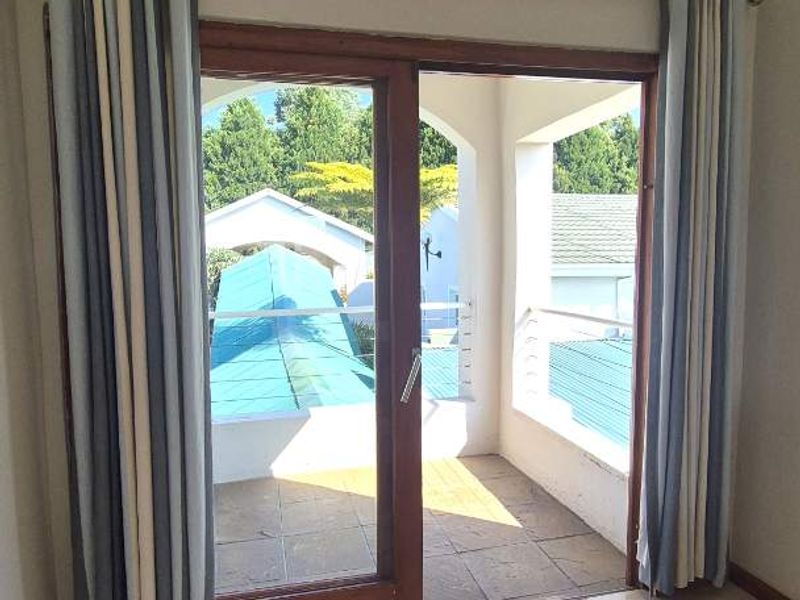 WHERE RETIREMENT FEELS LIKE HOME - Photo 10