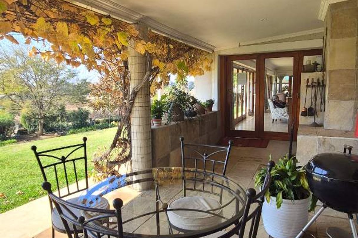 WHERE RETIREMENT FEELS LIKE HOME - Photo 5