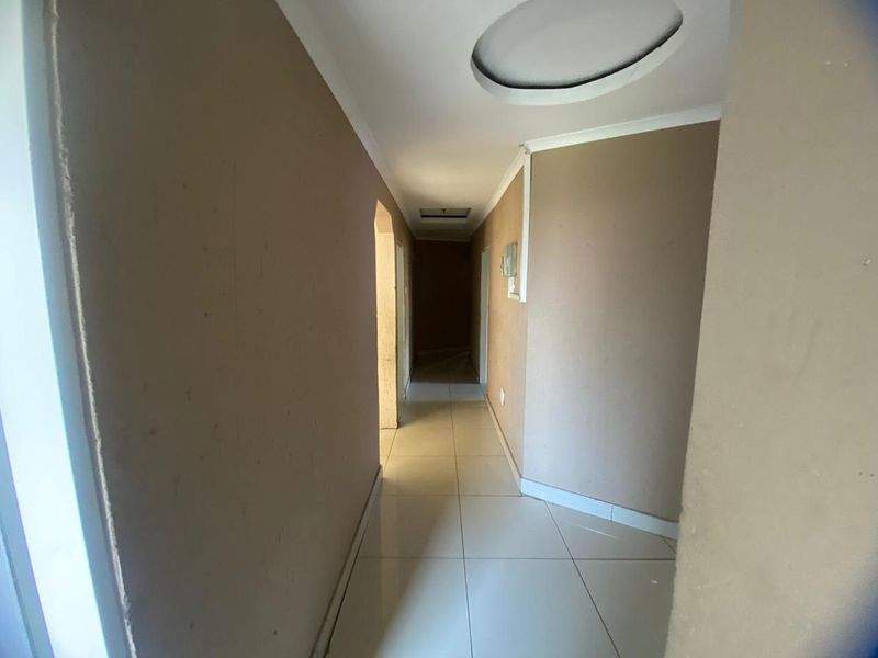 4 Bedroom Family home - Photo 9