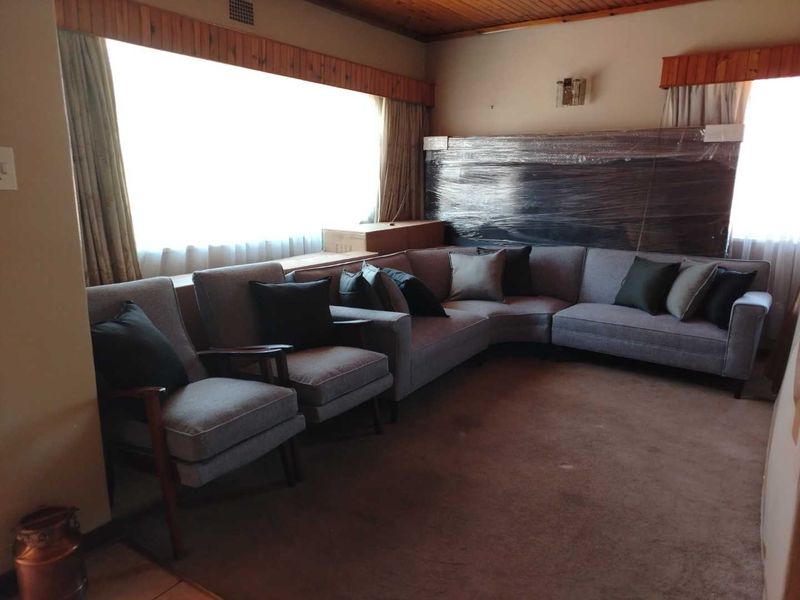 Practical Family Home with Generous Parking and Garden - Photo 4