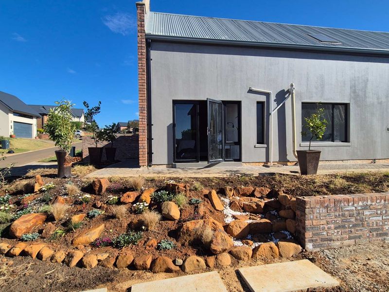 Stylish Home with Loft & Vineyard Access - Photo 9