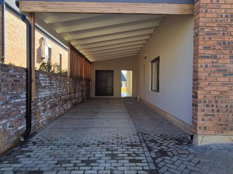 Stylish Home with Loft & Vineyard Access - Photo 7