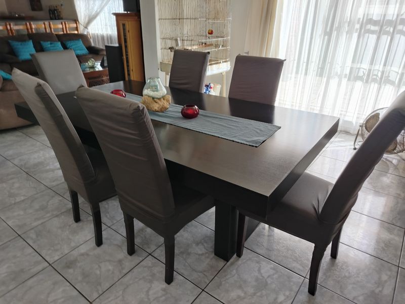 SPACE GALORE, CHARMING HOME, GREAT ENTERTAINMENT - Photo 5