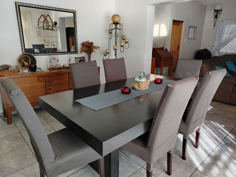 SPACE GALORE, CHARMING HOME, GREAT ENTERTAINMENT - Photo 6