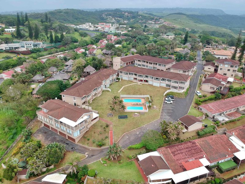 For Sale: 3-Bedroom Coastal Escape with Panoramic Sea Views - Photo 8