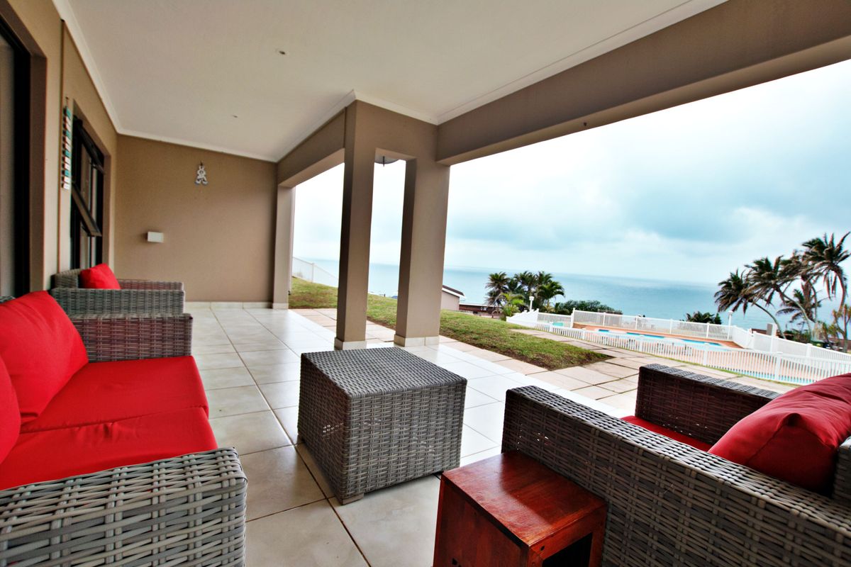 For Sale: 3-Bedroom Coastal Escape with Panoramic Sea Views - Photo 3