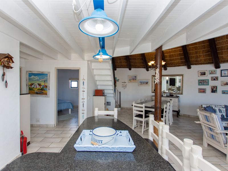 Coastal Comfort in a Secure Complex – Fully Furnished & Just 300m from the Beach - Photo 7