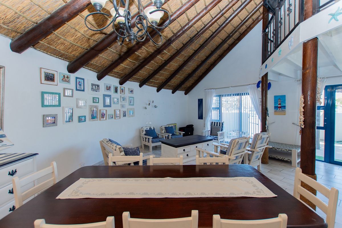 Coastal Comfort in a Secure Complex – Fully Furnished & Just 300m from the Beach - Photo 5