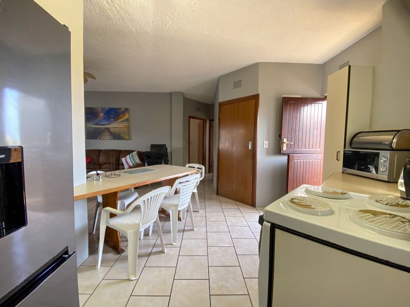 Permanent Rental – Seeskulp Complex, Uvongo - Photo 2