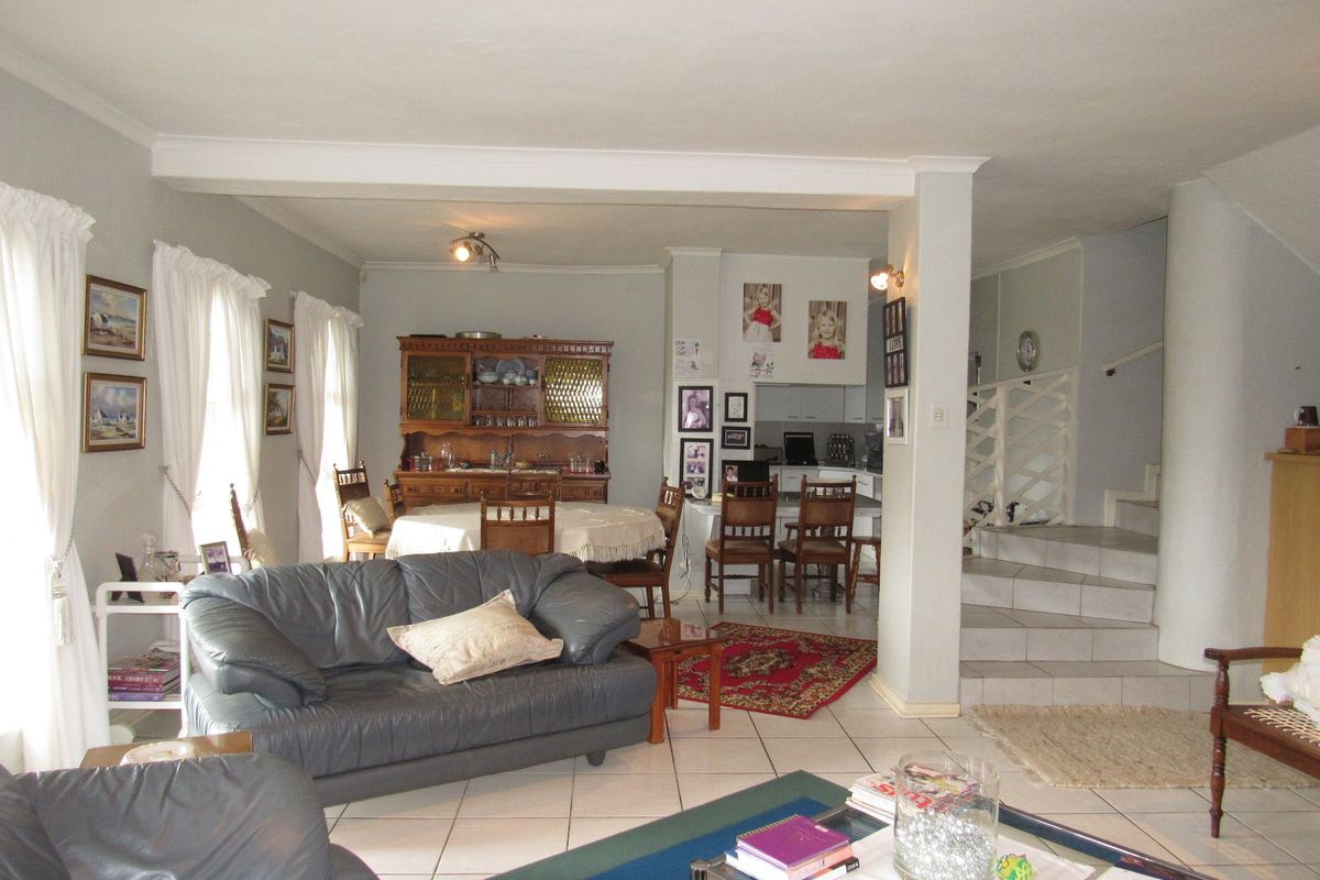 Charming and Unique Family Home in Wavecrest - Photo 3