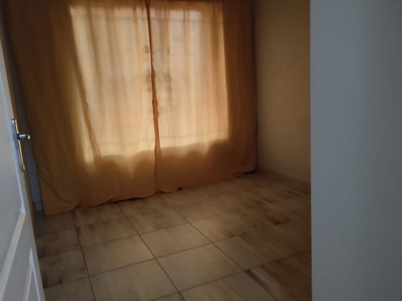 Turnkey, Newly Renovated Home Ready for Your Family - Photo 8