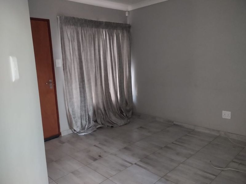 Turnkey, Newly Renovated Home Ready for Your Family - Photo 5