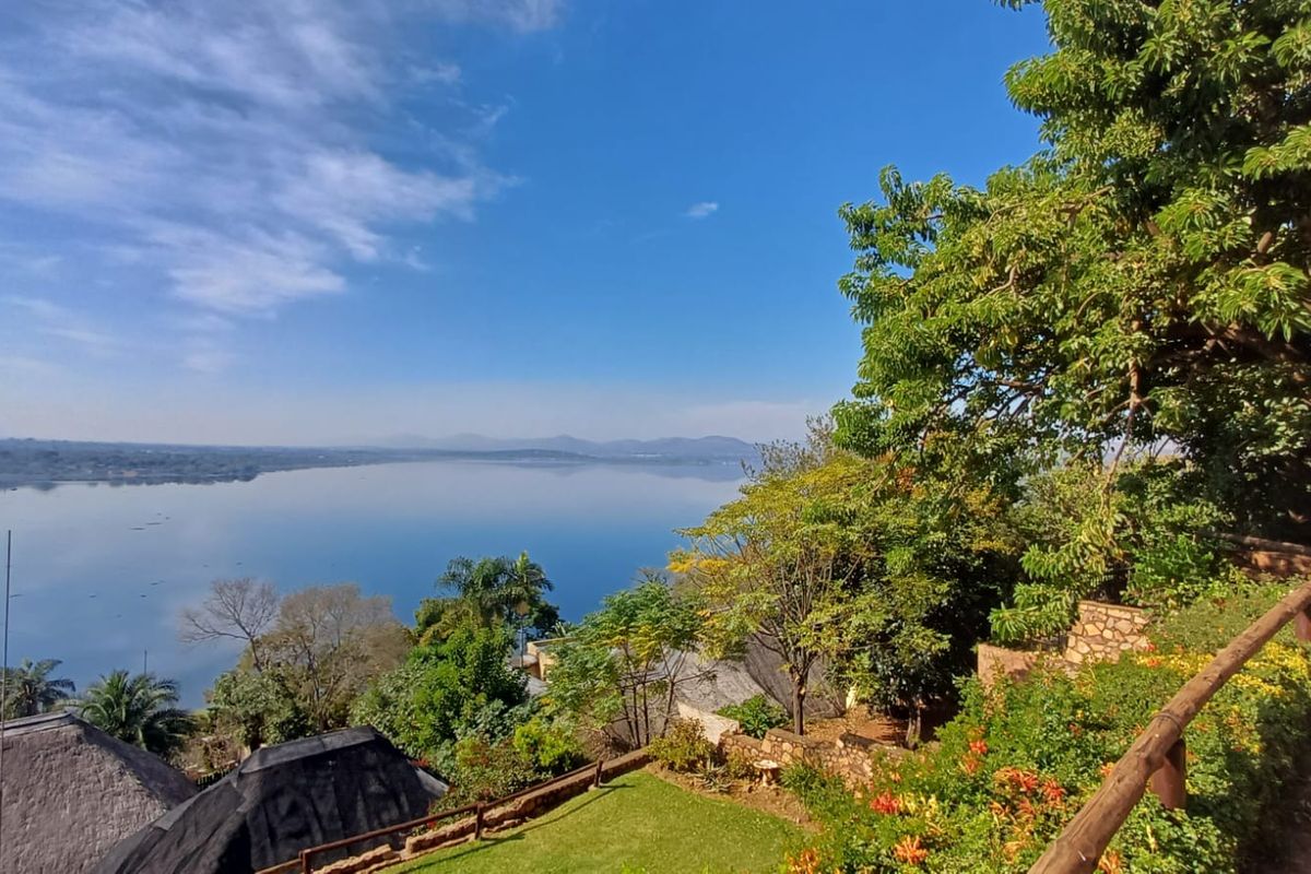An Ideal Easy Living Weekend Retreat - Photo 2