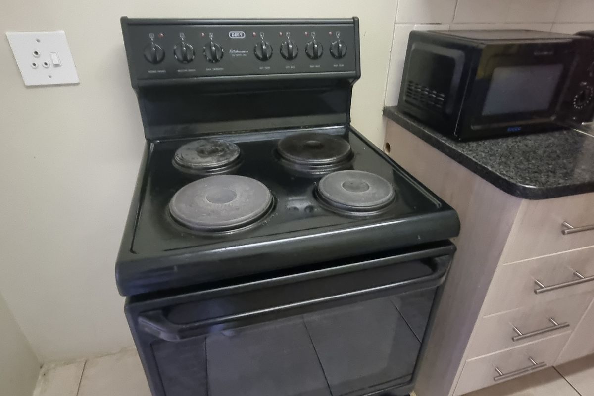 Invest in the Ultimate! - Photo 3