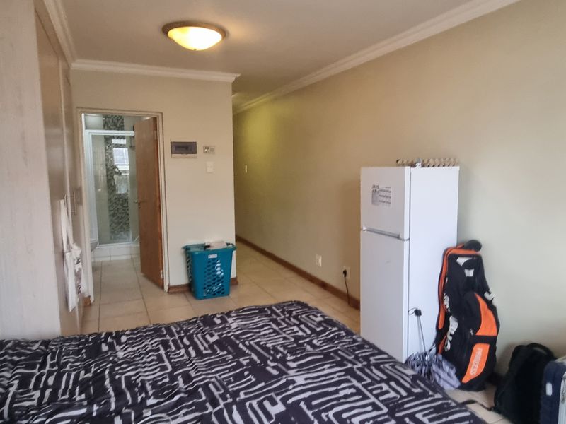 Invest in the Ultimate! - Photo 6