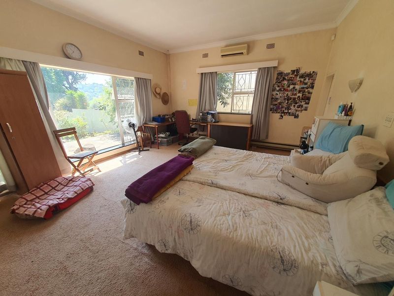 Spacious family home in secure Gated community. - Photo 10