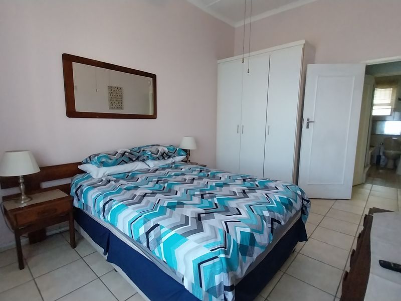 Ground Floor Gem in Secure Manaba Complex – Just Steps from the Beach! - Photo 5