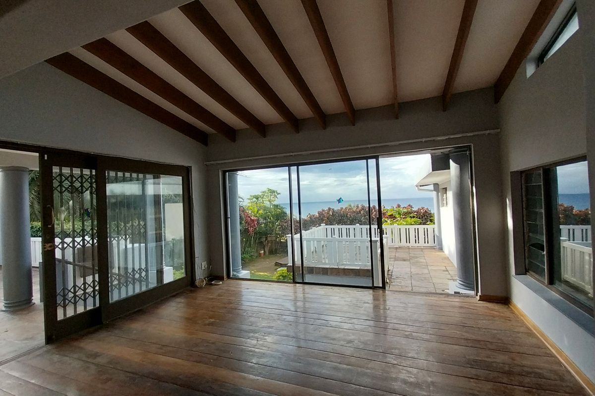Beautiful Home with flatlet Offering Comfort, Space, and Coastal Charm - Photo 2