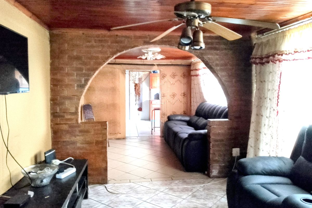 Own your own home whilst generating income - Photo 4