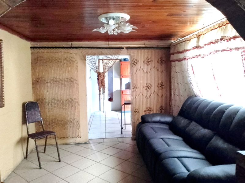 Own your own home whilst generating income - Photo 5