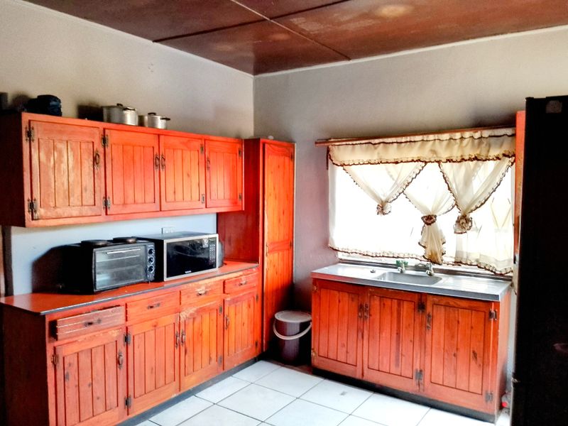 Own your own home whilst generating income - Photo 6