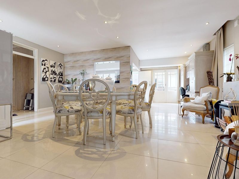 Stunning property in gated community - Dawnview - Photo 2