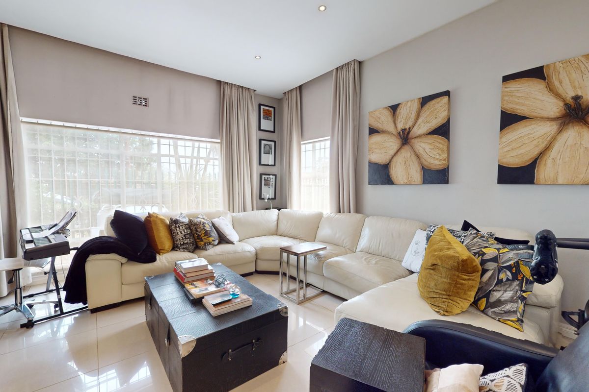 Stunning property in gated community - Dawnview - Photo 5